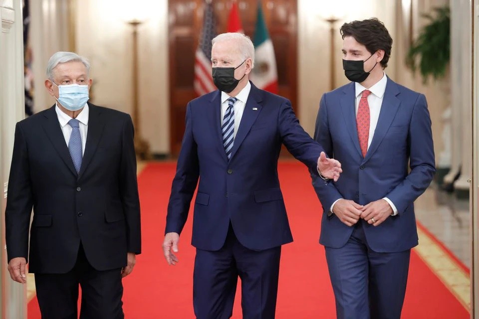 Từ trái qua: Tổng thống Mexico, Tổng thống Mỹ, Thủ tướng Canada. (Nguồn: Reuters)