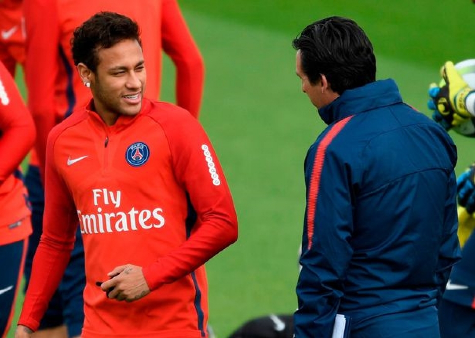 dao chich hoi tham hlv psg tai lieu mat ve chuyen nhuong bi mat