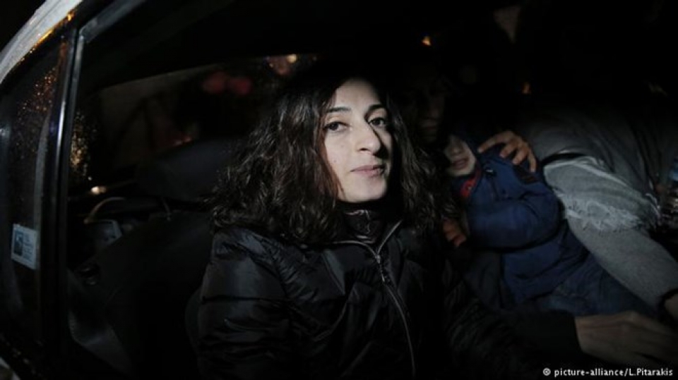 tho nhi ky tha tu do co dieu kien voi phong vien nguoi duc