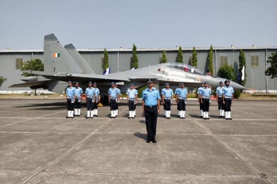 my an tap tran khong quan ex cope india 18 keo dai 12 ngay