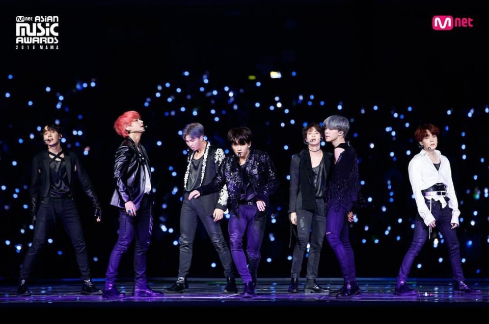 Nhóm nhạc BTS góp hơn 3,5 tỷ USD cho kinh tế Hàn Quốc bts dong gop hon 35 ty usd cho kinh te han quoc