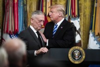 tong thong my muon bo truong quoc phong j mattis tu chuc som