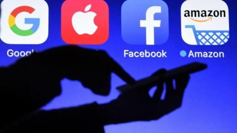 canada muon noi guong phap amazon google facebook lai dau dau