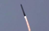 nga quay lai hop tac voi my trong vu tru