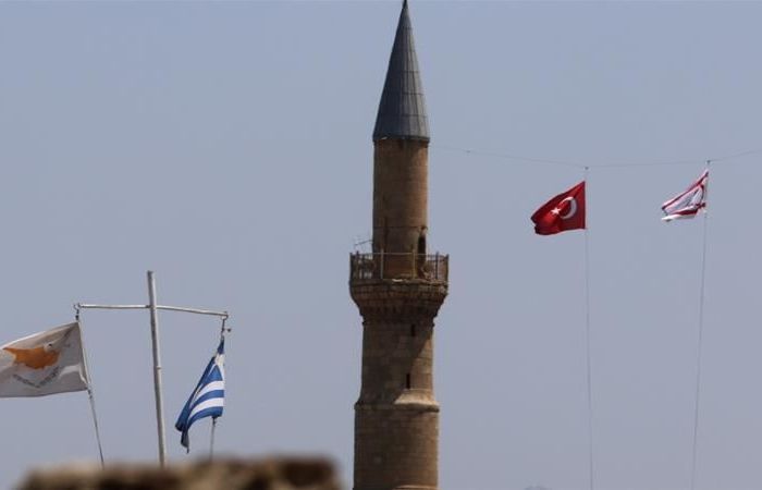 my do bo cam van vu khi 3 thap ky doi voi cyprus tho nhi ky lap tuc phat canh bao