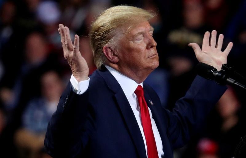 nguoi my co ung ho viec luan toi ong trump