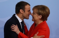 Tiết lộ sự thật: Người Đức ít tin tưởng Thủ tướng Merkel hơn Tổng thống Pháp?