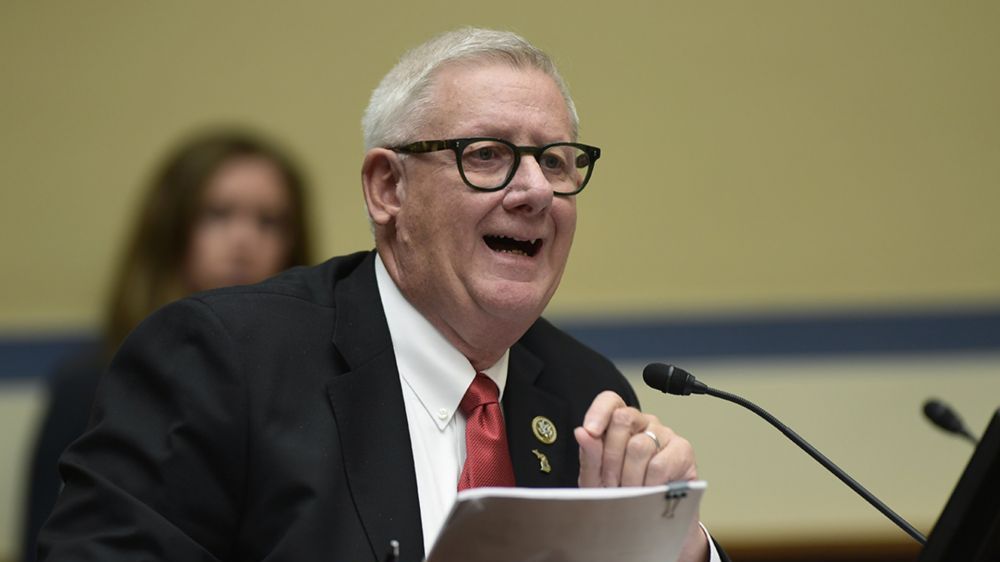 hau bau cu my 2020 phan doi ong trump mot ha nghi si roi dang cong hoa bo truong tu phap tu chuc