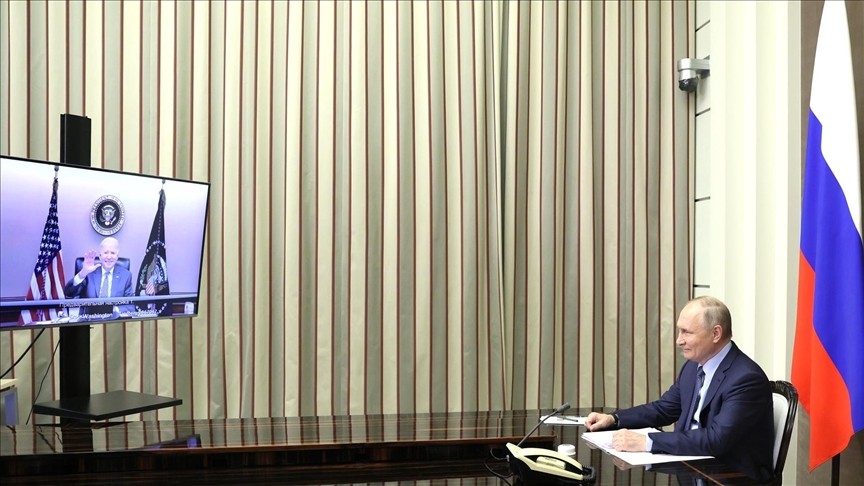 Thượng đỉnh trực tuyến Nga-Mỹ ngày 7/12. (Nguồn: Anadolu)