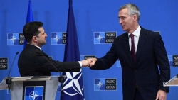Căng thẳng Nga-Ukraine: NATO kêu gọi giảm leo thang, tuyên bố không thỏa hiệp trước kêu gọi của Moscow