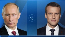 Lãnh đạo Nga, Pháp điện đàm: Paris đau đáu về Mali, Moscow hối chấm dứt phân biệt đối xử