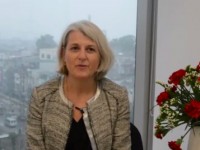 trao giai cuoc thi dan mach trong mat em