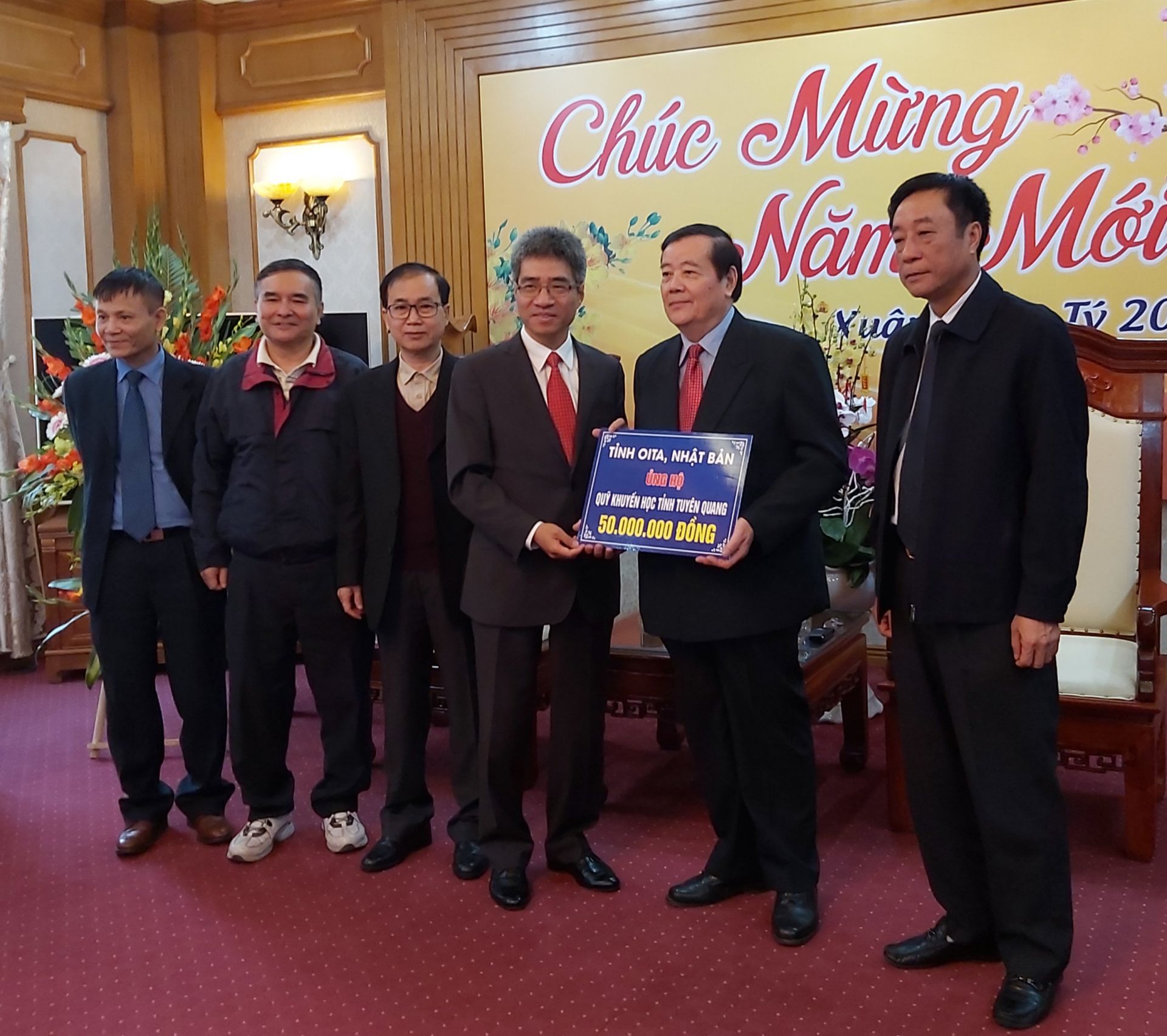 doan cong tac bo ngoai giao lam viec voi tinh tuyen quang