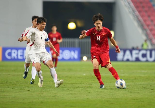 u23 viet nam chia tay thai lan ve nuoc an tet