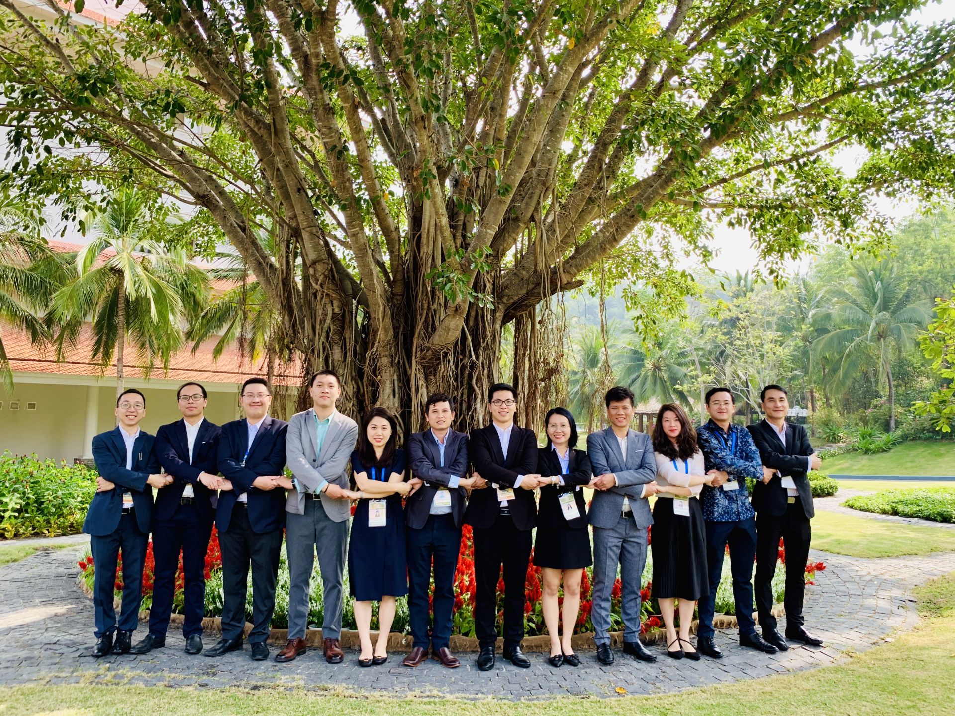 toan canh amm retreat nhung dong gop tham lang cung tao nen thanh cong