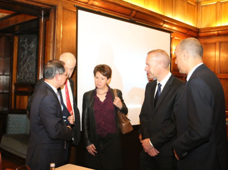 "Hoan hô Việt Nam! Các bạn rất tuyệt vời!" hoan ho viet nam cac ban rat tuyet voi