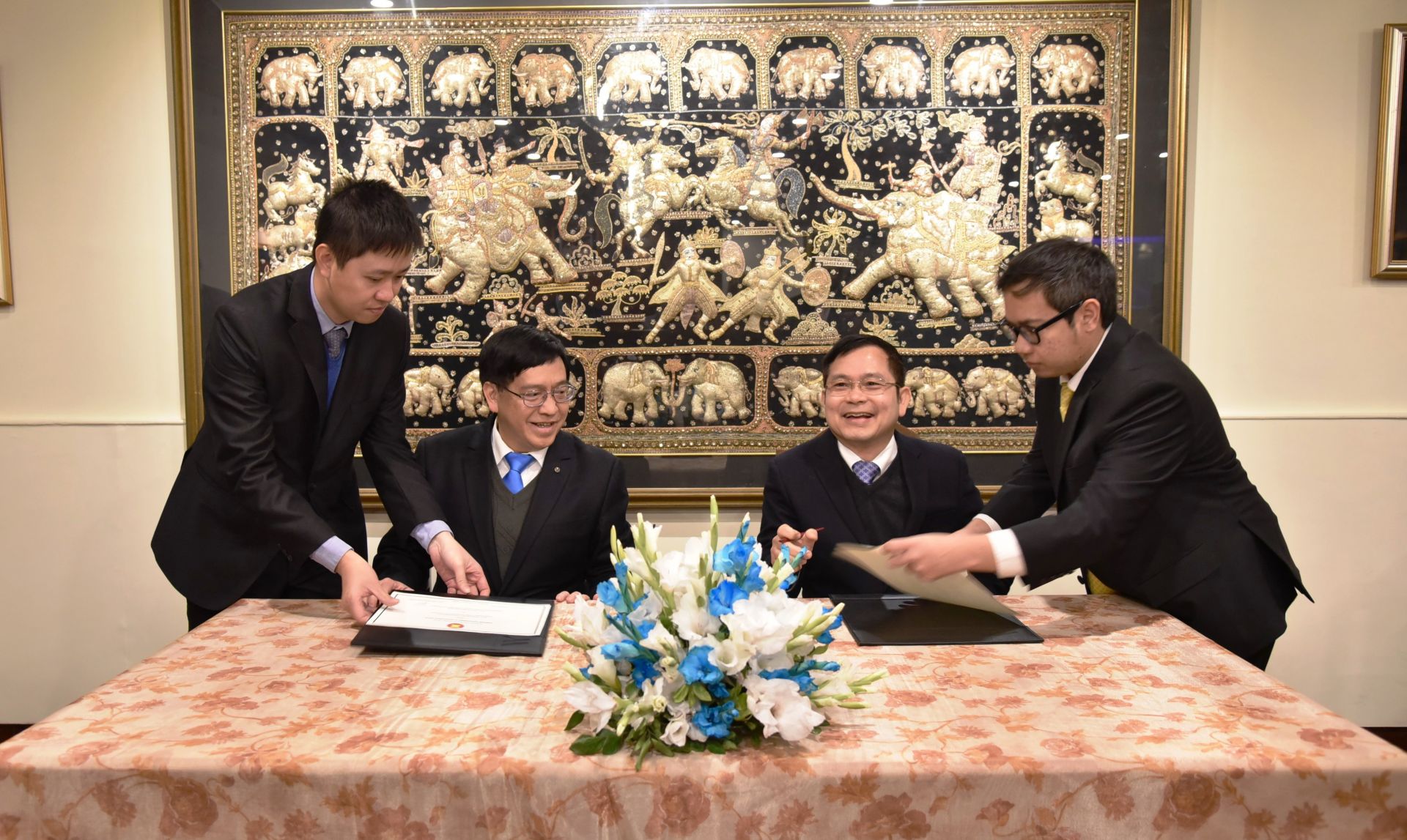 viet nam tiep nhan chu tich uy ban asean tai pakistan