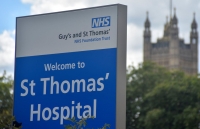 dich covid 19 cuoc chien cam go cua loai nguoi