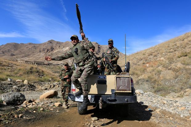 'Dọn đường' lễ ký thỏa thuận hòa bình với Mỹ, Taliban ngừng tấn công ở Afghanistan don duong le ky thoa thuan hoa binh voi my taliban ngung cac hinh thuc tan cong o afghanistan