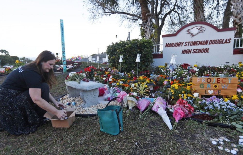 Tổng thống Joe Biden kêu gọi Quốc hội Mỹ thông qua cải cách luật súng đưa ra trong thông điệp tưởng niệm 3 năm ngày diễn ra vụ xả súng tại trường trung học Marjory Stoneman Douglas ở thành phố Parkland, bang Florida. (Nguồn: AP)