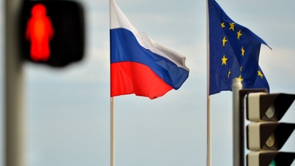 Gói trừng phạt thứ 21 nhằm vào Nga: EU thỏa hiệp vào phút chót mức trần dầu mỏ, vẫn chưa thể hoàn tất thỏa thuận chung