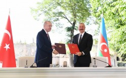 Thổ Nhĩ Kỳ, Azerbaijan xích lại gần nhau