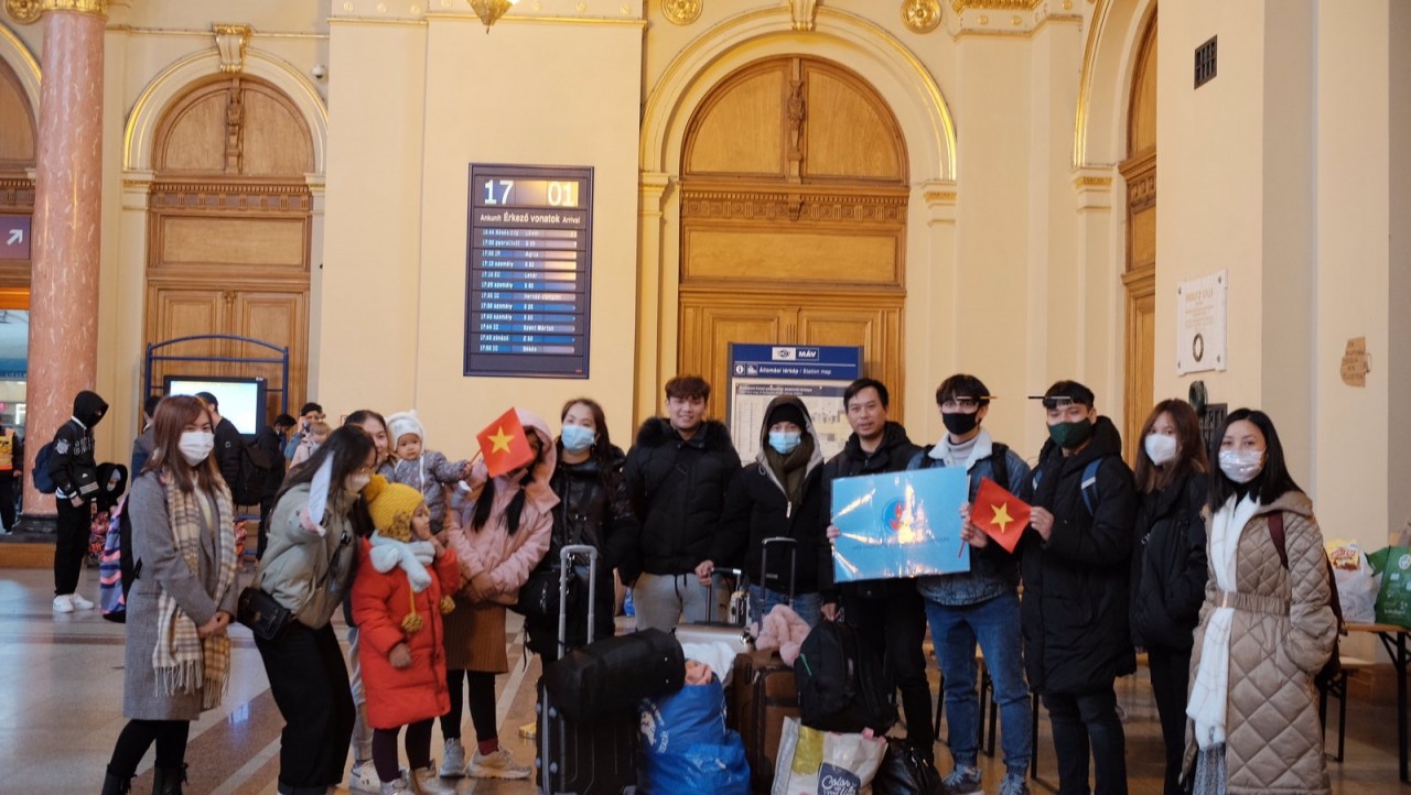 Cập nhật. Hành trình đưa công dân Việt Nam từ Ukraine về nước