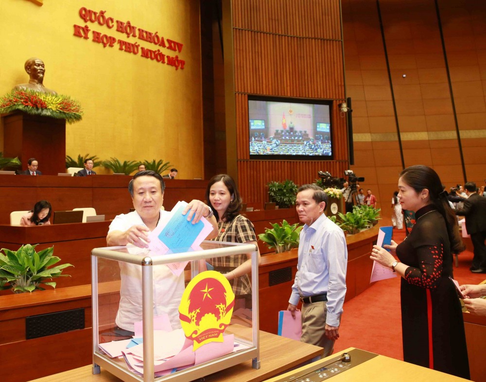 Quốc hội phê chuẩn bổ nhiệm 12 bộ trưởng và thành viên chính phủ