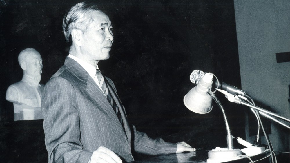 toa dam khoa hoc tam nhin nguyen co thach trong su nghiep xay dung nganh ngoai giao toan dien hien dai