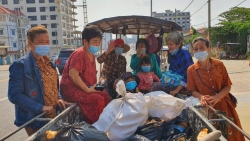 Cứu trợ người gốc Việt tại Preah Sihanouk trước thềm Tết Chol Chnnam Thmey