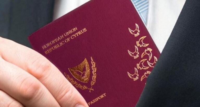 Hơn một nửa số hộ chiếu vàng ở CH Cyprus được cấp trái luật