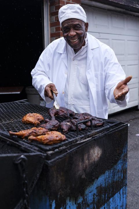 Đằng sau bí mật thành công của nhà hàng Little Jamaica’s Z Bar & Grille