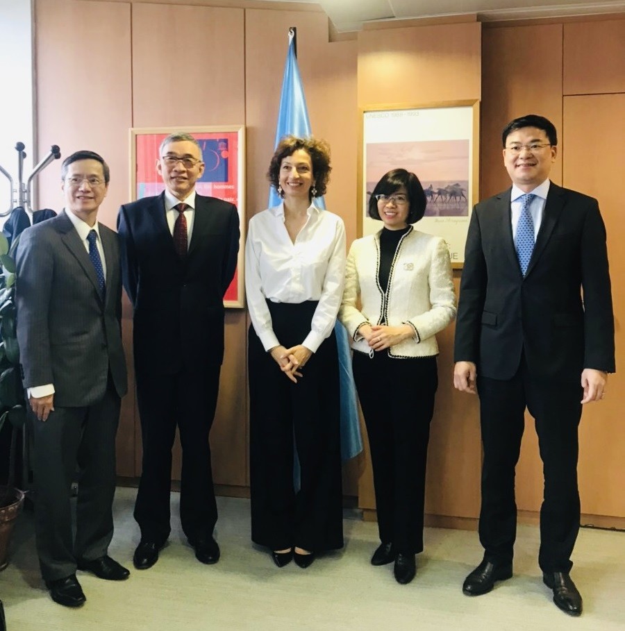 Thứ trưởng Phạm Quang Hiệu làm việc với Tổng giám đốc UNESCO Audrey Azoulay và Phó Tổng giám đốc UNESCO Xing Gu.