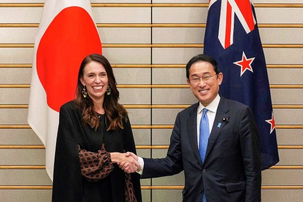Tuyên bố chung Nhật Bản-New Zealand: Phản đối hành động đơn phương làm leo thang căng thẳng ở Biển Đông