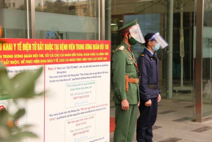 Lo ngại Covid-19, Bệnh viện Quân đội 108 ngừng nhận bệnh nhân chuyển tuyến. (Nguồn: SK&ĐS)