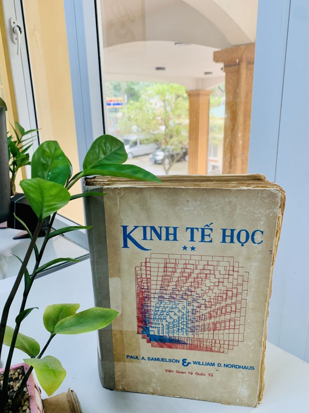 Dấu ấn về đào tạo cán bộ trẻ thời kỳ Bộ trưởng Nguyễn Cơ Thạch * Dấu ấn về đào tạo cán bộ trẻ thời kỳ Bộ trưởng Nguyễn Cơ Thạch *