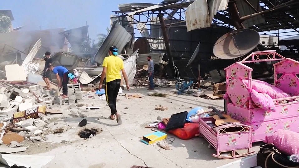 Xung đột Israel - Palestine: Trên 40% nạn nhân thiệt mạng tại Gaza là phụ nữ và trẻ em. (Nguồn: Reuters)