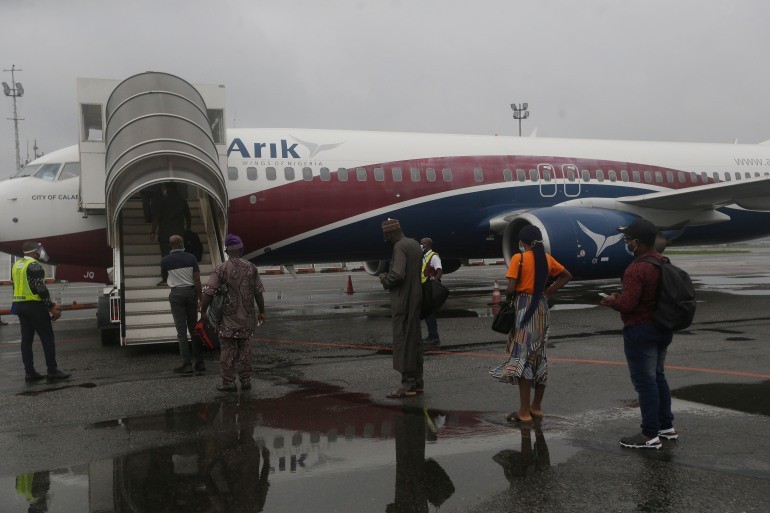 Các hãng hàng không tại Nigeria sẽ đình chỉ tất cả các chuyến bay từ ngày 9/5 do giá nhiên liệu máy bay tăng cao. (Nguồn: AP)