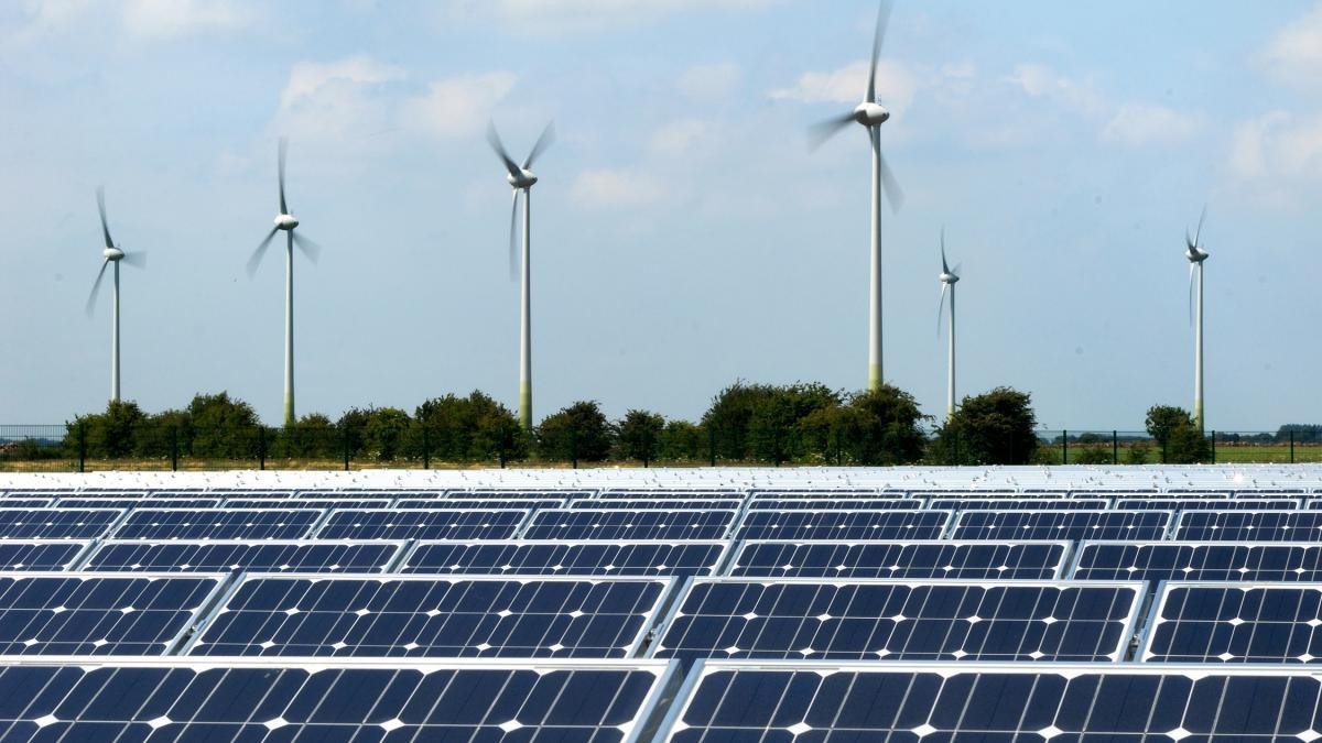 Quá trình chuyển dịch năng lượng tại EU theo hướng giảm phát thải sẽ tiếp tục diễn ra mạnh mẽ trong thời gian tới. (Nguồn: The Times)