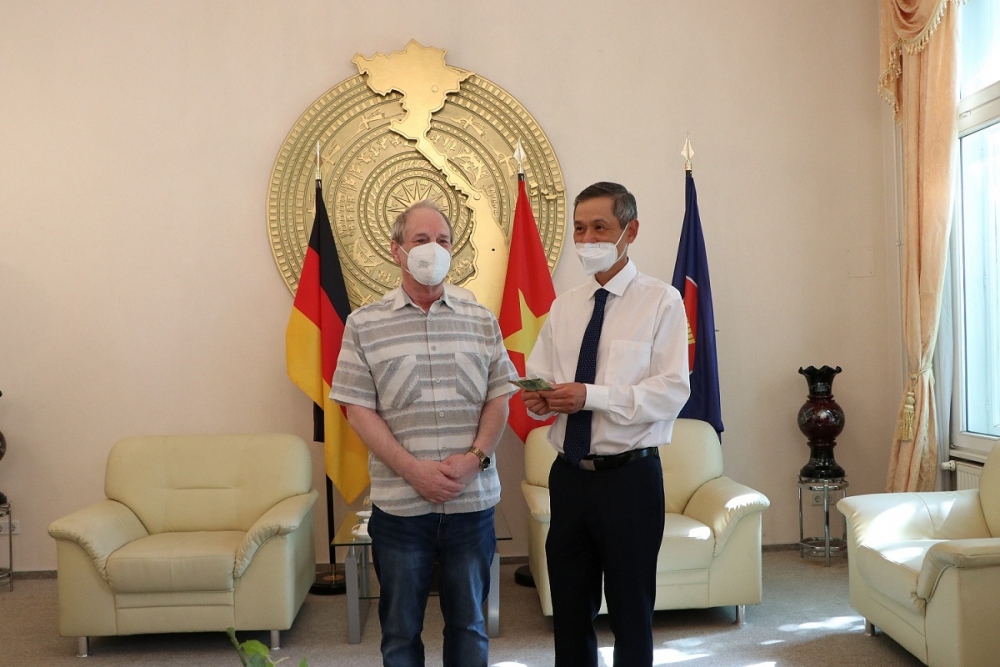 Người Việt tại Ai Cập, Đức và Campuchia chung tay ủng hộ Quỹ vaccine phòng, chống dịch Covid-19