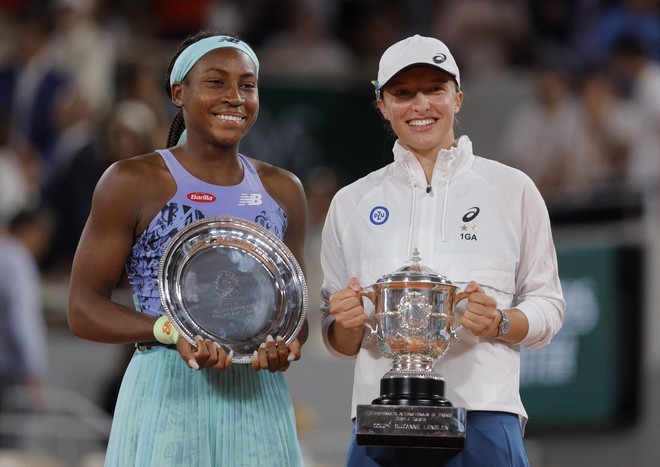 Iga Swiatek và Coco Gauff.