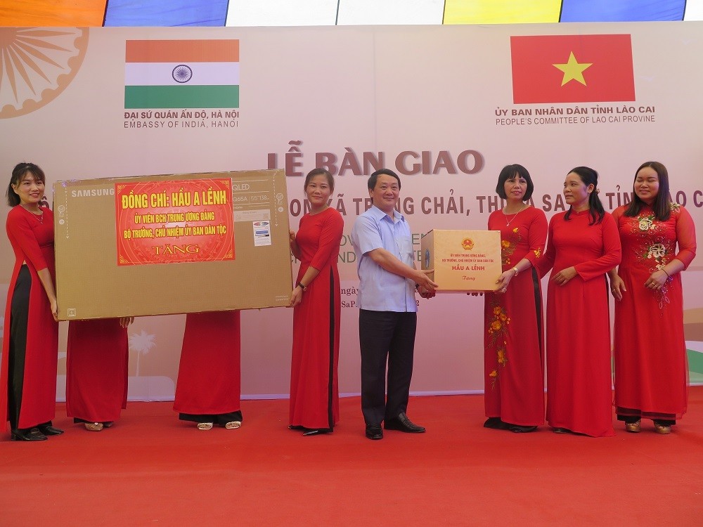 Bàn giao công trình trường mầm non tại Lào Cai do Đại sứ quán Ấn Độ tài trợ