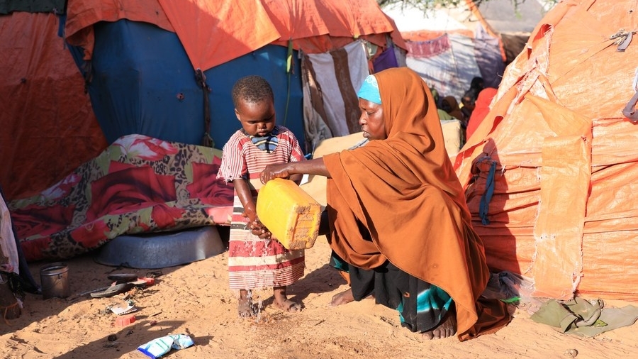 Xung đột Trung Đông: Hơn 30 triệu người có nguy cơ rơi vào nghèo đói, châu Âu đối mặt sức ép năng lượng mùa Hè