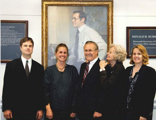 Cựu Bộ trưởng Quốc phòng Mỹ Donald Rumsfeld: Một cuộc đời không bình lặng