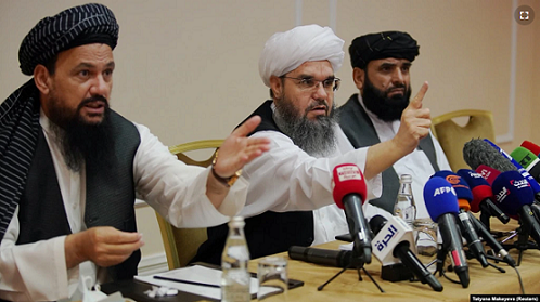 Phái đoàn Taliban tại cuộc họp báo ở thủ đô Moscow, Nga ngày 9/7. (Nguồn: Reuters)