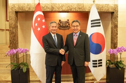 Ngoại trưởng Hàn Quốc và Mỹ 'đổ bộ' Đông Nam Á
