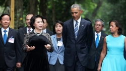 Phiên dịch ngoại giao: Những mẩu chuyện nhỏ bên trong các sự kiện lớn!