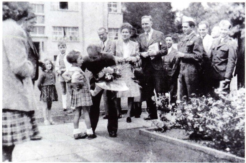 Ngoại giao thời lập quốc