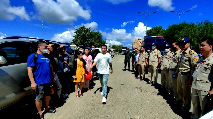 da dua ve nuoc an toan hon 600 cong dan bi lua moi gioi lao dong bat hop phap tai campuchia