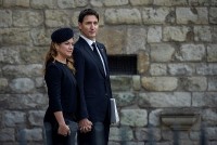 加拿大總理取消已故安倍首相葬禮之行的原因